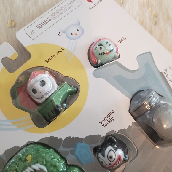 NEW Disney Nightmare Before Christmas Tsum Tsum - Picture 4 of 10